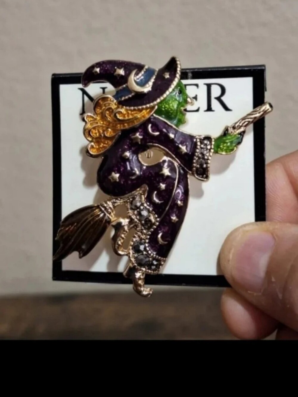 Beautiful Napier Gold Tone Witch on a Broom Enamel Pin/Brooch New.